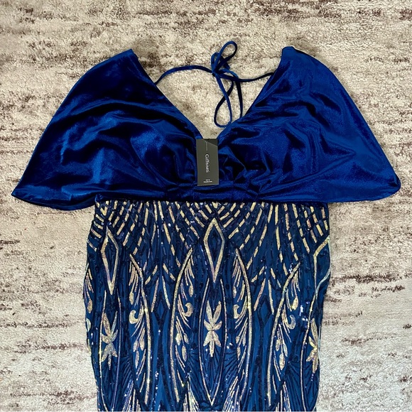 Giffniseti Sequin Velvet Dress - Picture 2 of 7